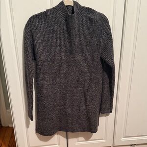 Old Navy Gray Turtleneck Sweater